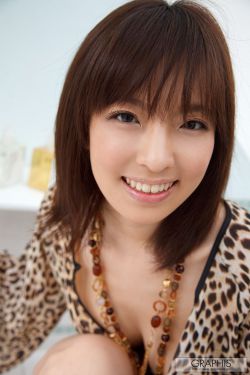 大乳欲妇三级冲田杏梨